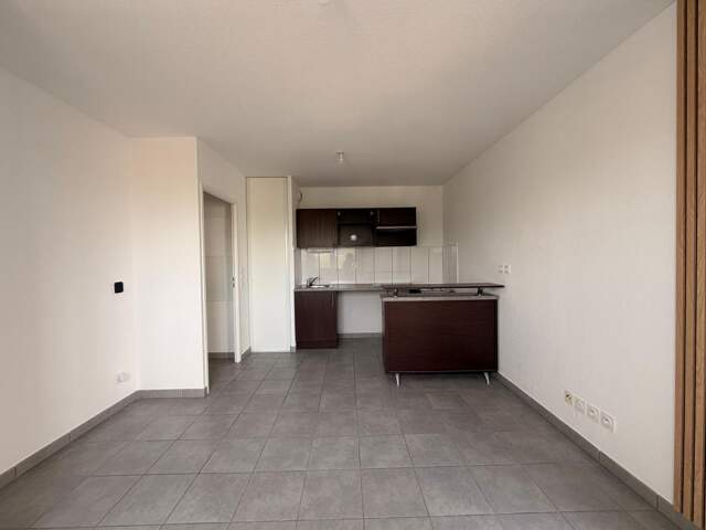 Appartement T2 - PARKING SOUS SOL — photo du bien