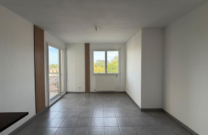 Appartement T2 - PARKING SOUS SOL — photo 3
