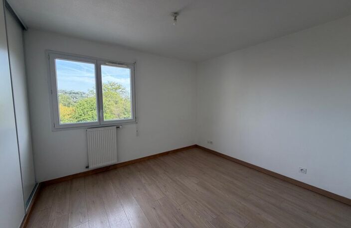 Appartement T2 - PARKING SOUS SOL — photo 5