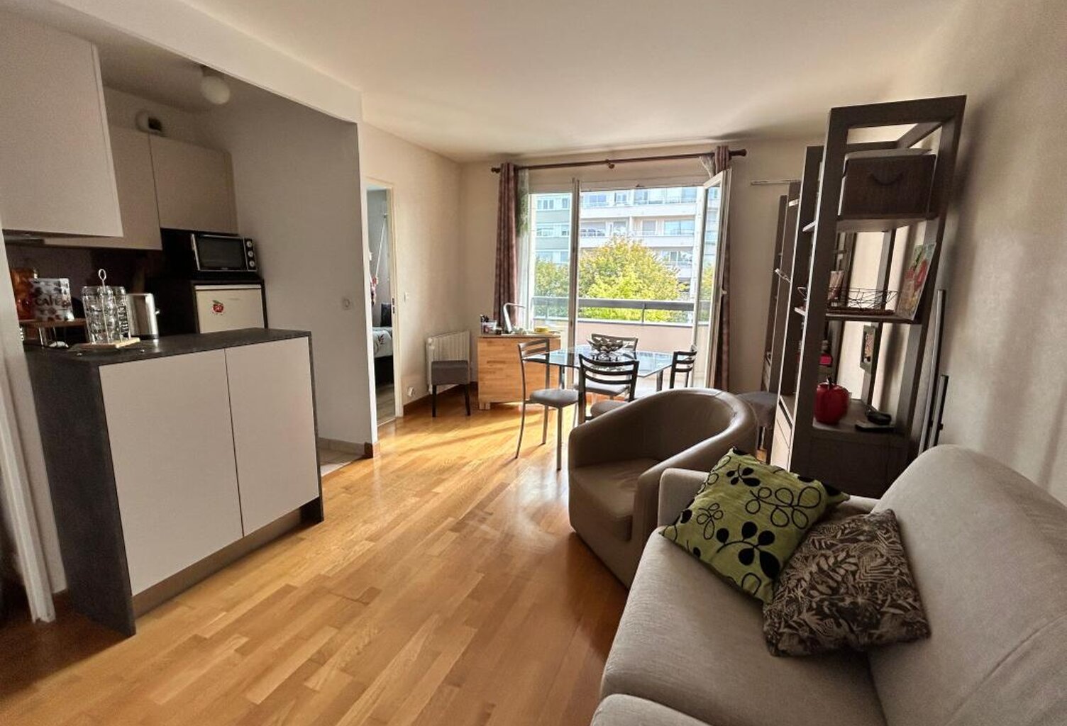 Appartement À Vendre — photo 1