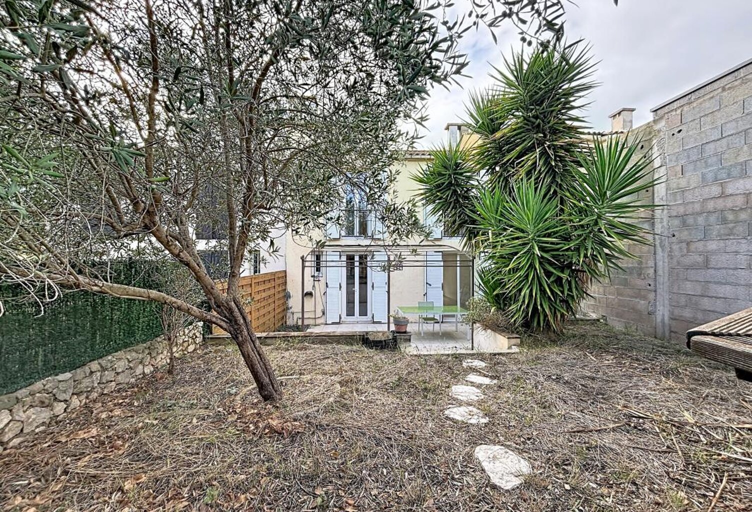 Maison À Vendre — photo 1