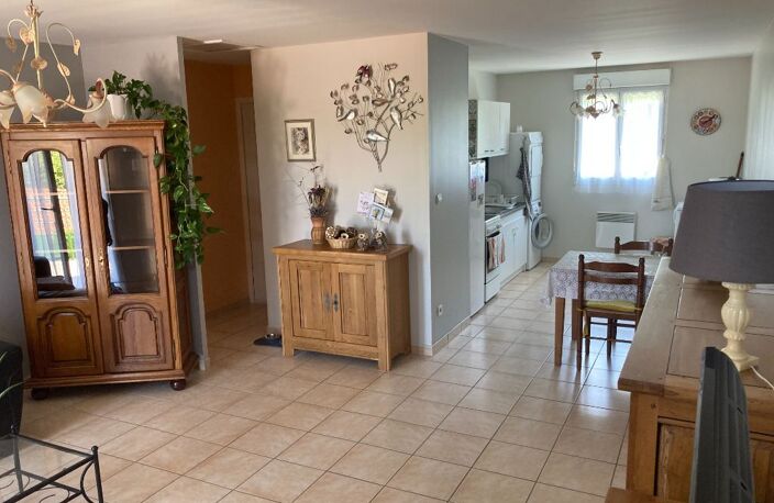 VERNEUIL SUR VIENNE : 3 pièces 62m2 — photo 3