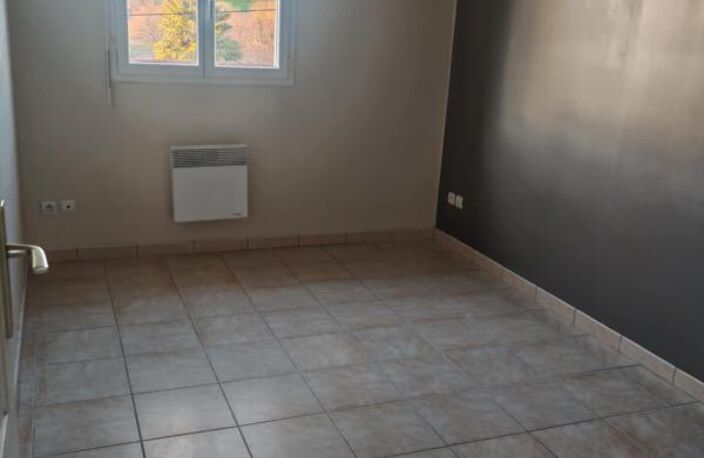 VERNEUIL SUR VIENNE : 3 pièces 62m2 — photo 5