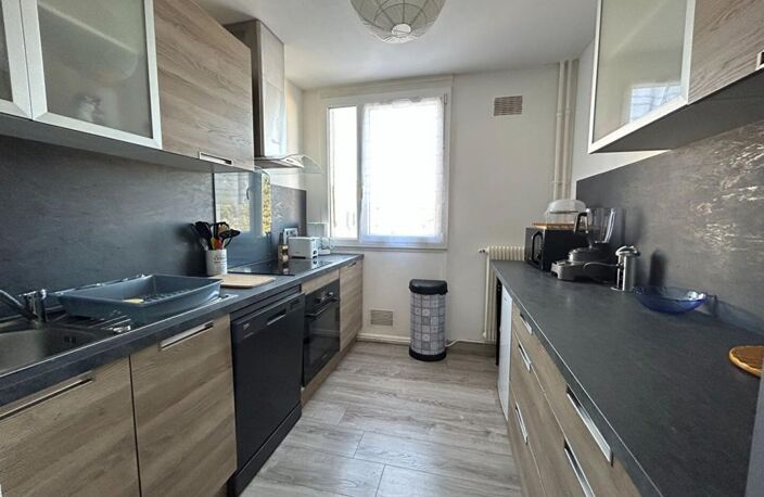 Joué Les Tours, Chambre à louer en colocation — photo 2