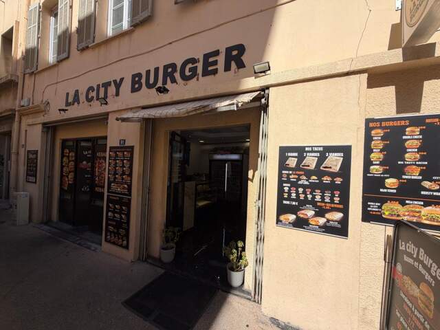 Mur commerciaux à vendre Toulon centre ville ( 83000 ) — photo du bien