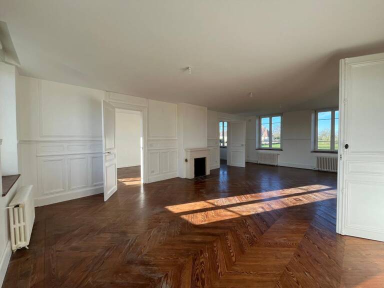 Maison À Louer — photo 1