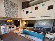 SAINT-RAPHAËL – MAISON DE 196 M² AVEC PISCINE, VUE ET ESPACES DE VIE GÉNÉREUX — photo 2