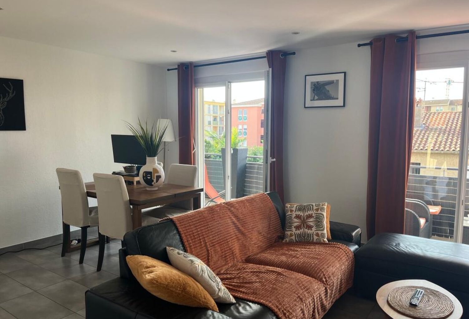 Appartement À Vendre — photo 1