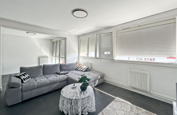 Beau T3 rénové avec balcon ⛱️ — photo 2