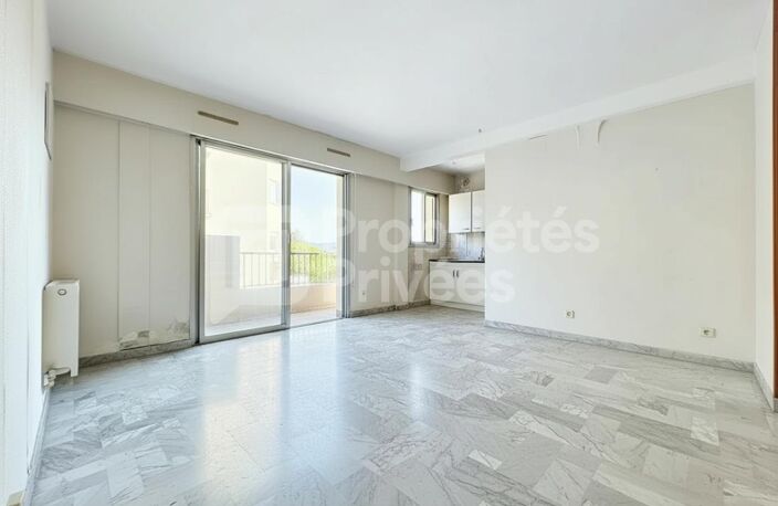 Studio 25 m2 Cave Parking privatif à Mandelieu La Napoule — photo 2