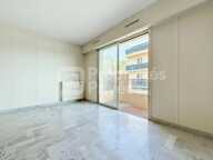 Studio 25 m2 Cave Parking privatif à Mandelieu La Napoule — photo 4