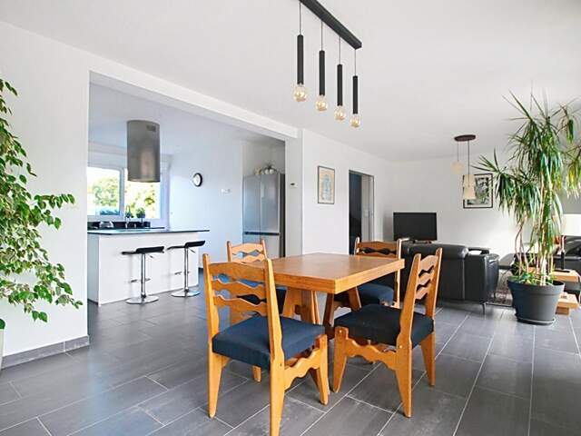 Maison/Appartement individuel - Lens - 3 ch - 139 m2 - 2 garages — photo du bien