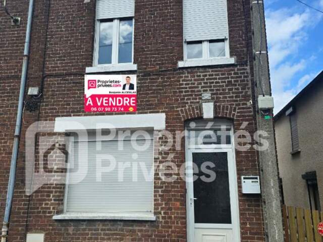 Maison rénovée ? Idéal premier achat ou investissement locatif ? Hirson — photo du bien