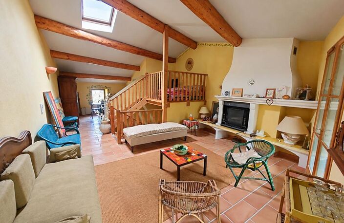ROUGIERS , Maison de village 132 m², jardin, terrasse, garage — photo 5