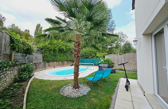 BOURGES MAISON 5 PIECES 88M² PISCINE JARDIN — photo 4