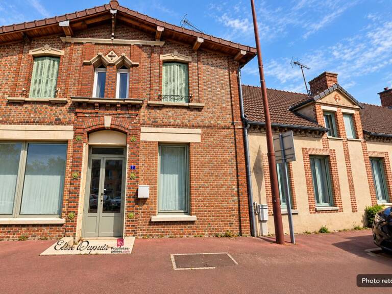 ESTISSAC - Bâtisse de caractère de 1815, 199 m² habitables et beau potentiel — photo 1