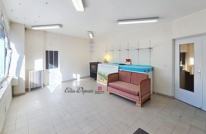 ESTISSAC - Bâtisse de caractère de 1815, 199 m² habitables et beau potentiel — photo 3