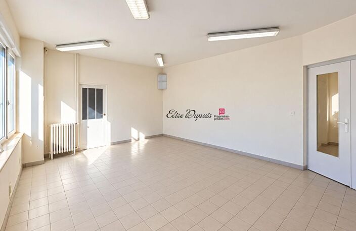 ESTISSAC - Bâtisse de caractère de 1815, 199 m² habitables et beau potentiel — photo 4