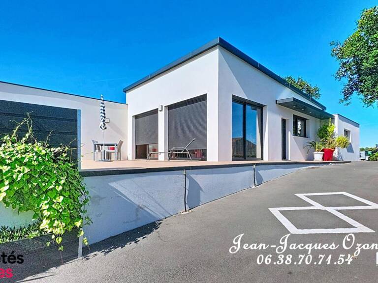 LES MATHES MAISON CONTEMPORAINE TRÈS RÉCENTE — photo 1