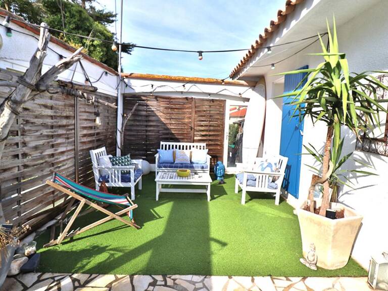 Villa Saint Laurent De La Salanque 6 pièce(s) 136 m2 avec piscine sur un terrain de 1677m² — photo 1