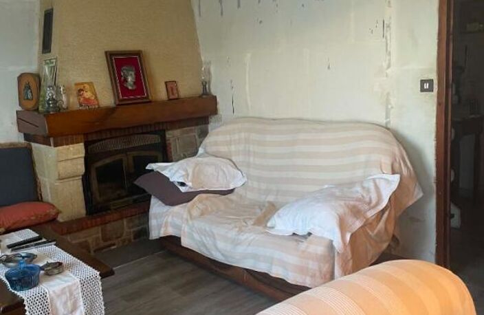 Maison Pazayac, 2 chambres, bureau, garage et jardin — photo 5