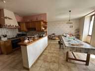 Maison en pierre 8 pièces 242 m2 avec grand terrain — photo 2
