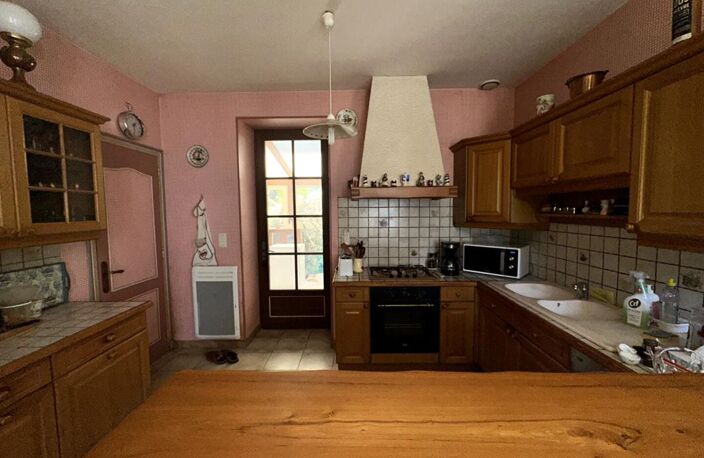 Maison en pierre 8 pièces 242 m2 avec grand terrain — photo 3