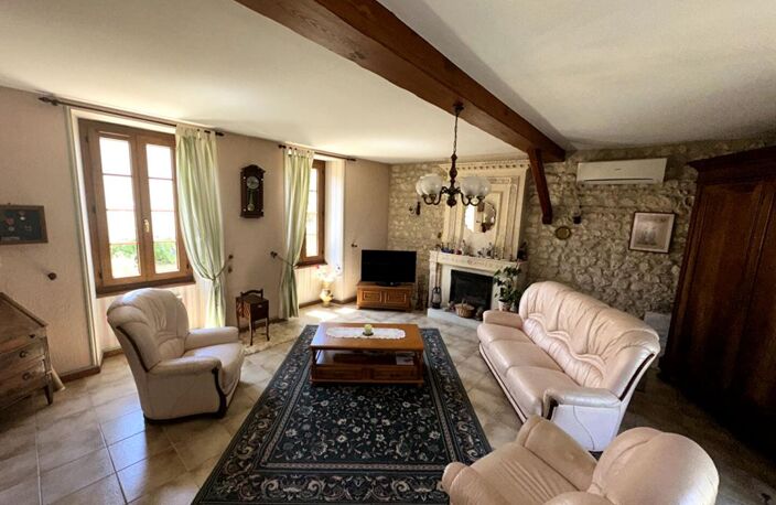 Maison en pierre 8 pièces 242 m2 avec grand terrain — photo 4