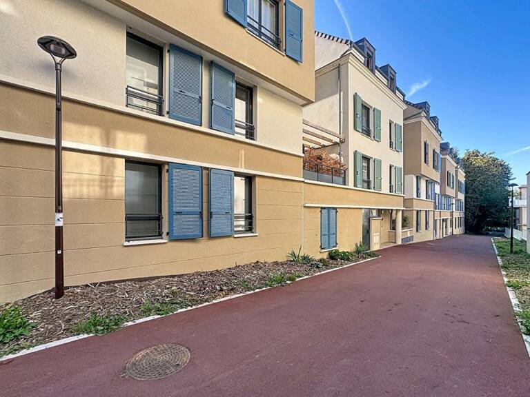 VIROFLAY TERRASSE XXL SUD EST 2 CHAMBRES 2 PIÈCES D'EAU — photo 1