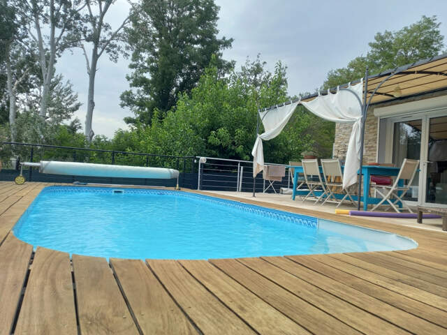 SALERNES (83), parfait état, villa T4, chambres 96 m2 — photo du bien