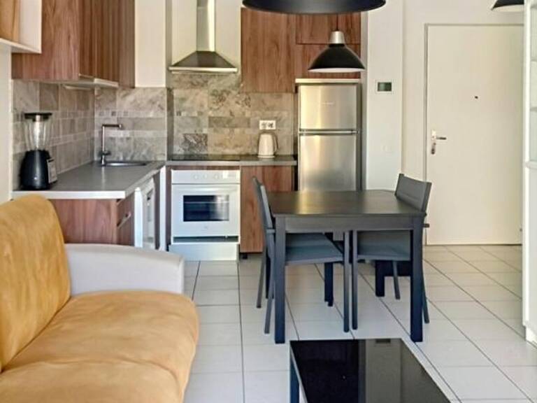 Le Luc en Provence (83), dans résidence sécurisée, appartement 2 pièces terrasse — photo 1