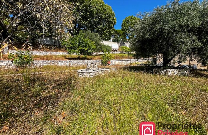 LA GAUDE TERRAIN AVEC PERMIS DE CONSTRUIRE — photo 2