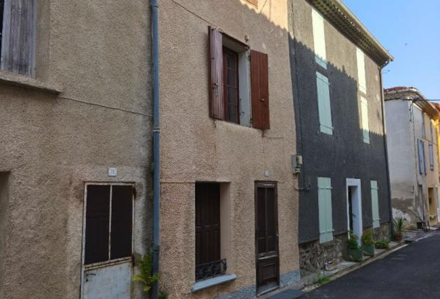 Maison de village à renover + terrain — photo 1