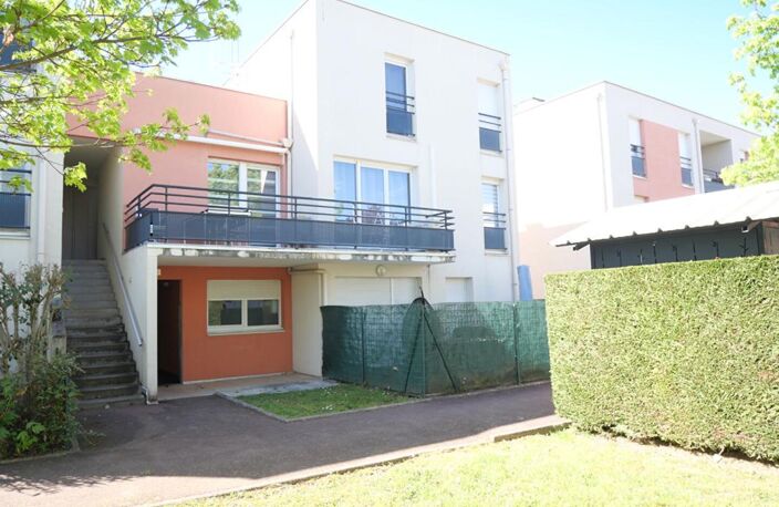 T4 DUPLEX TERRASSE ET PARKING PRIVATIF — photo 2