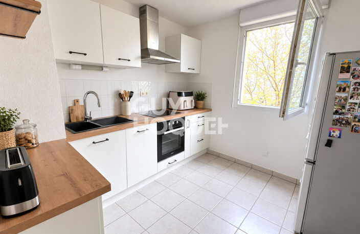 APPARTEMENT 3 PIECES BALCON PARKING — photo 2