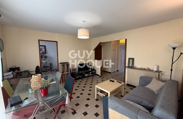 MOULIN A VENT  Apt F4  69 m² en dernier étage avec loggia et cave — photo 2