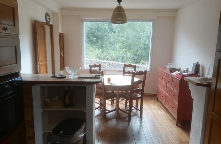 Maison atypique 130 m²  Terrain avec rivière  Mortain (50) — photo 5