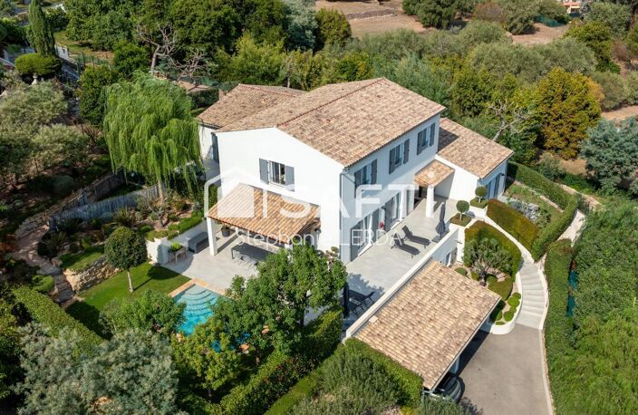 VILLA D'EXCEPTION AU PIED DE LA CROIX DES GARDES — photo 2
