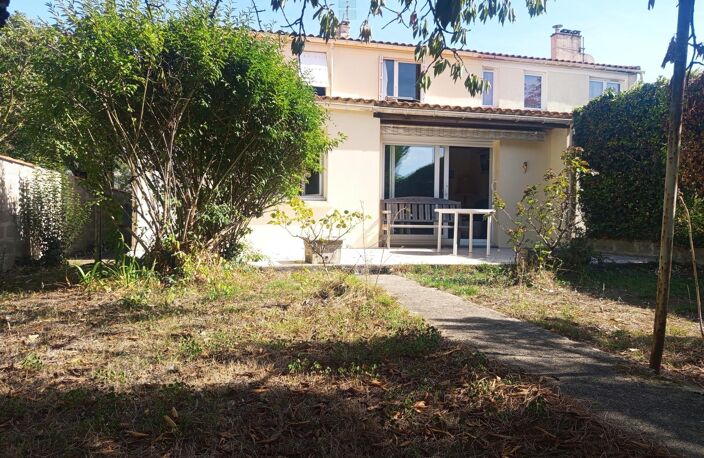 LA ROCHELLE  Maison familiale, 4 chambres, garage et jardin — photo 2