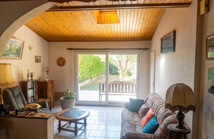 LA ROCHELLE  Maison familiale, 4 chambres, garage et jardin — photo 3