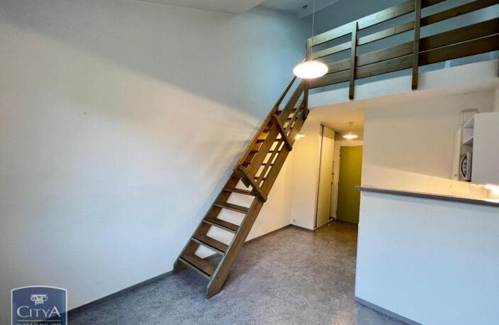 Location appartement 1 pièce 25 m² à Jacob-Bellecombette (73000) — photo 3