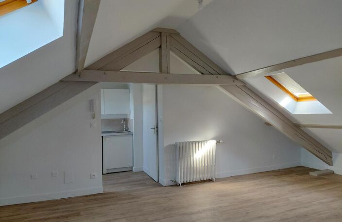 Location appartement 1 pièce 18 m² à Tours (37000) — photo 2