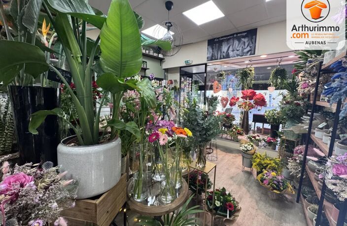 Aubenas centre : fonds de fleuriste équipé. clientèle établie — photo 5