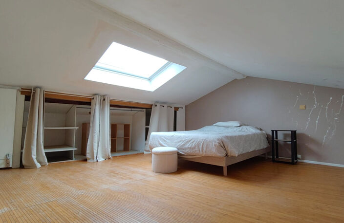 Appartement La Tour De Salvagny 1 pièce(s) 31 m2 — photo 2