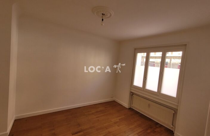 Location appartement 2 pièces 49 m² à Lyon 4 (69004) — photo 4