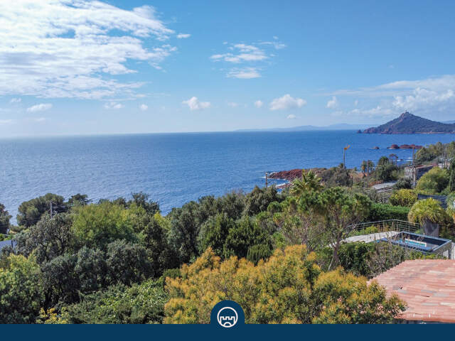 SAINT RAPHAEL - AGAY -  VILLA  -  158 m2 — photo du bien