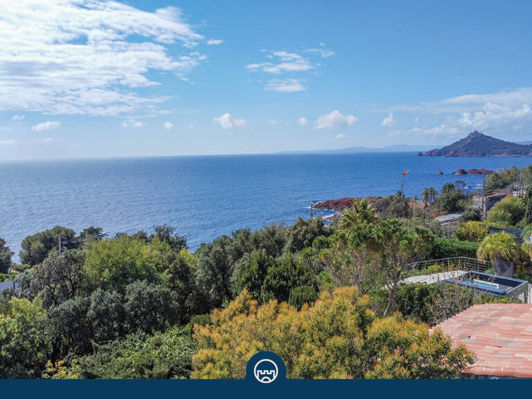 SAINT RAPHAEL - AGAY -  VILLA  -  158 m2 — photo 1