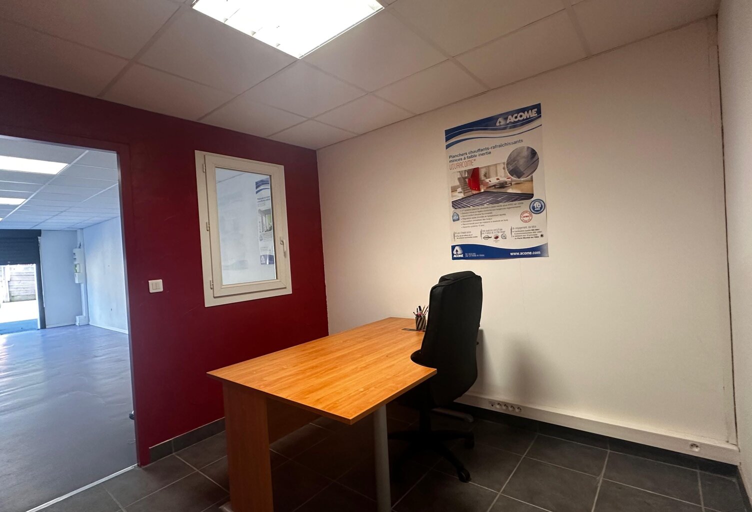 Location commerce  40 m² à Saint-Martin-de-Seignanx (40390) — photo 1