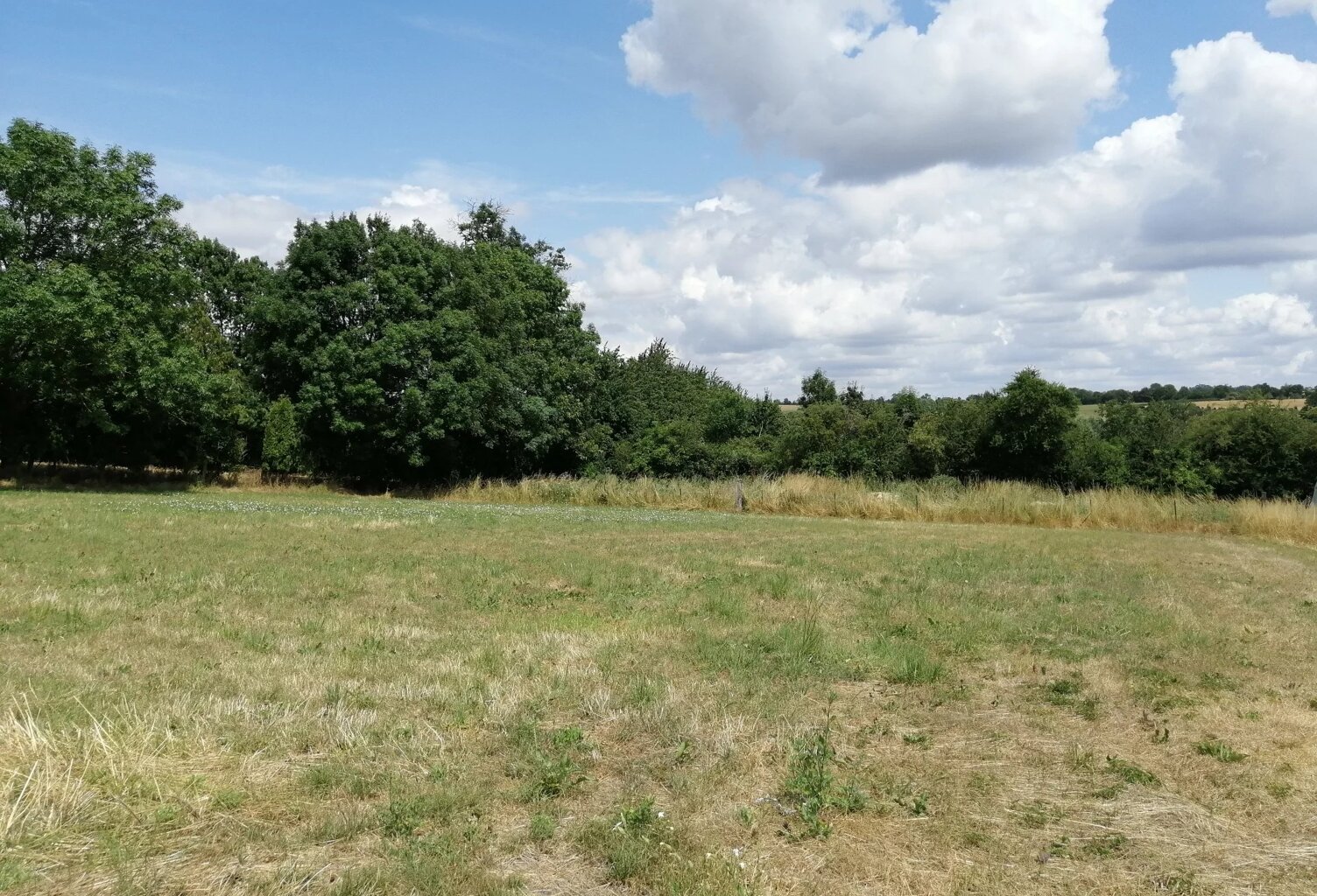 Terrain à bâtir de 2020 m² à Hannaches — photo 1