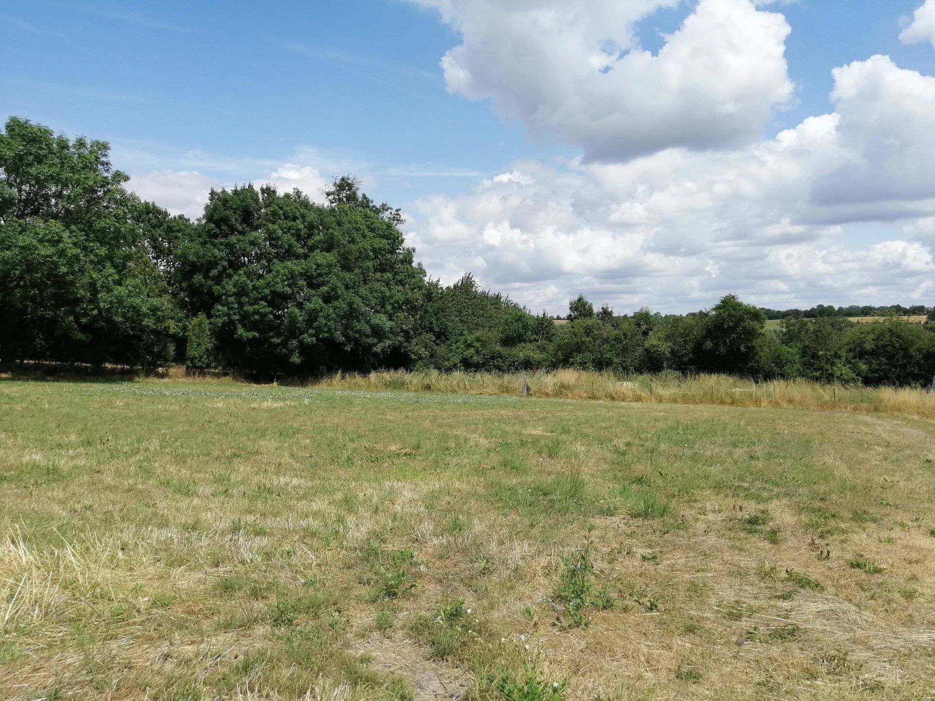 Terrain 2074 m² · à Hannaches · 56 000 €